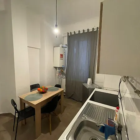 Big In Center For 4 People * Bucarest